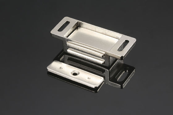 OEM Office Door Fitting Hardware , Antiwear Magnetic Push Latch